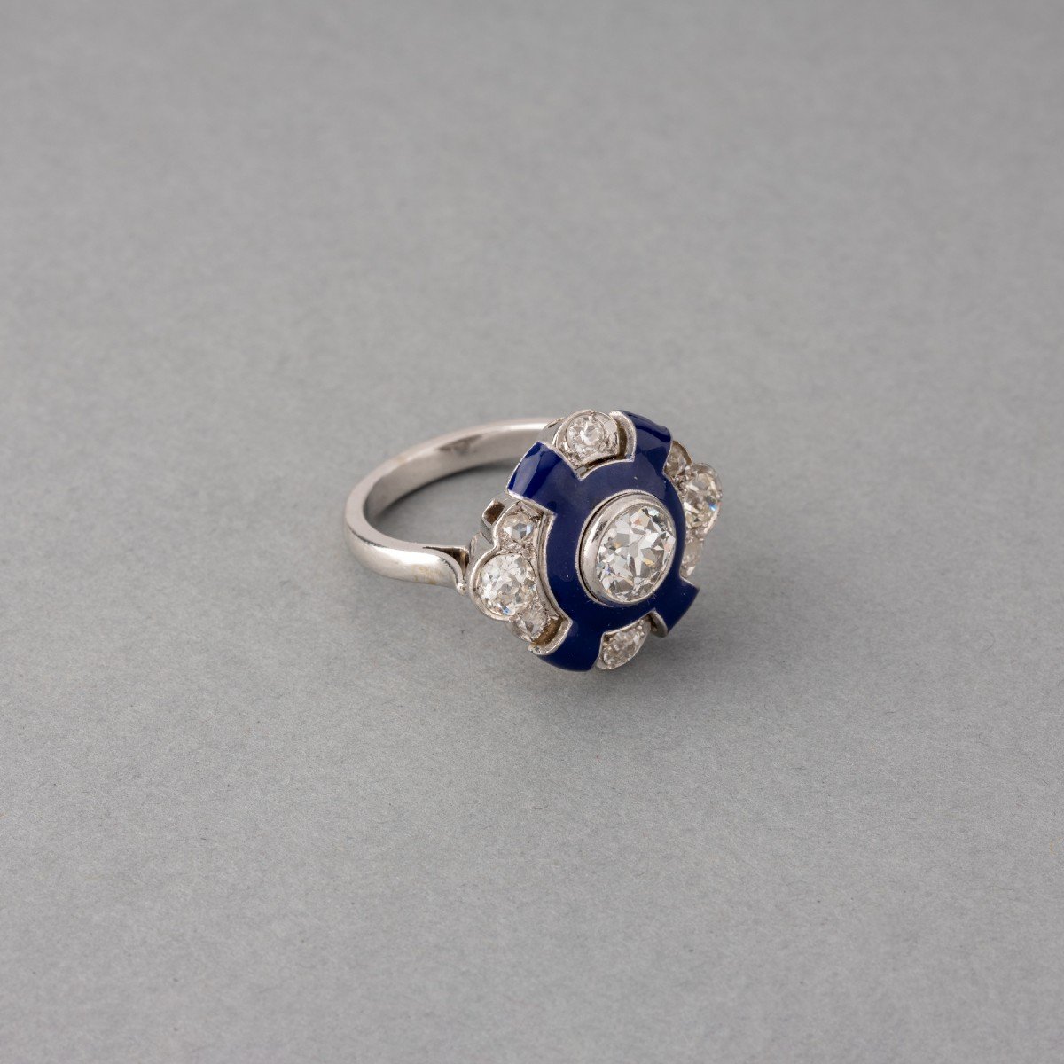 Old French Art Deco Ring In Platinum Enamel And Diamonds-photo-3