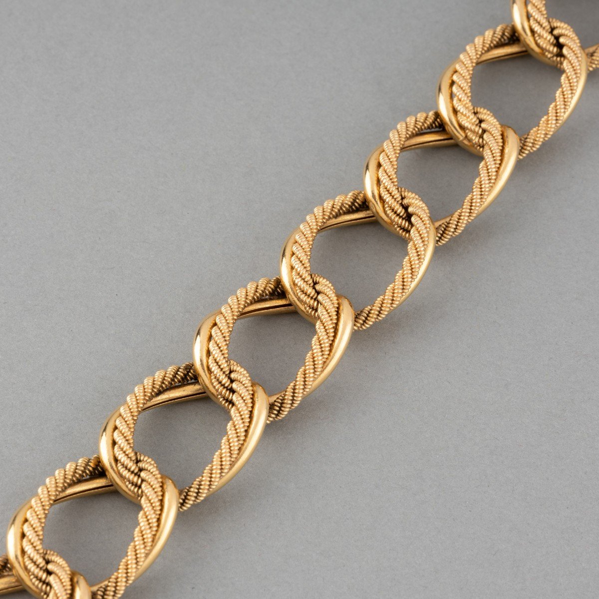 Vintage Gold Bracelet-photo-3