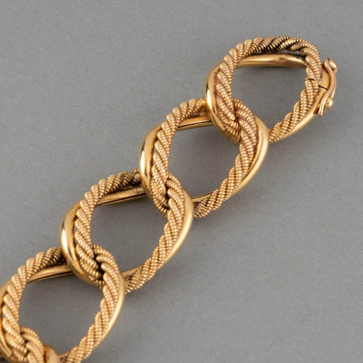 Vintage Gold Bracelet-photo-1