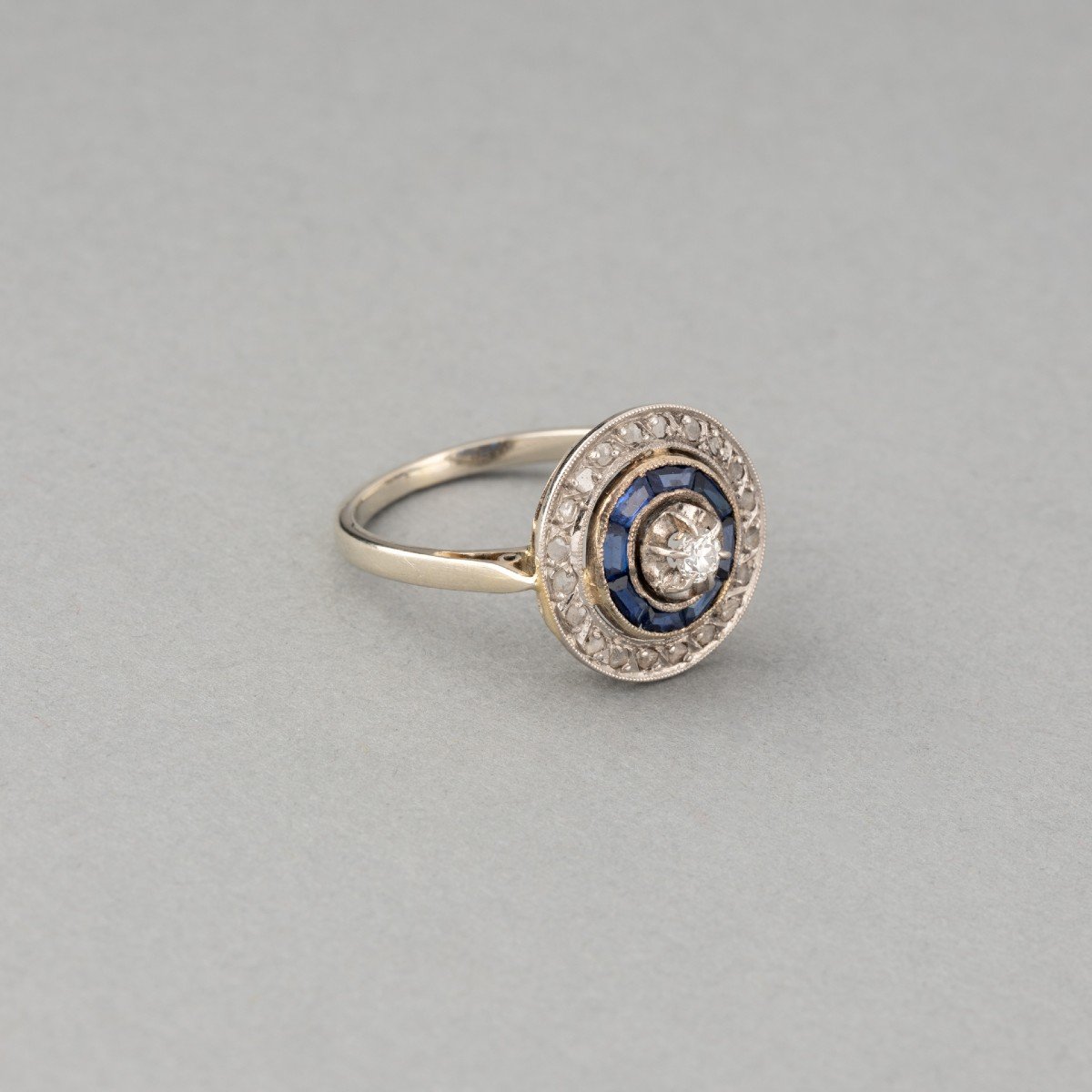 Old French Art Deco Ring In Gold Diamonds And Sapphires-photo-2