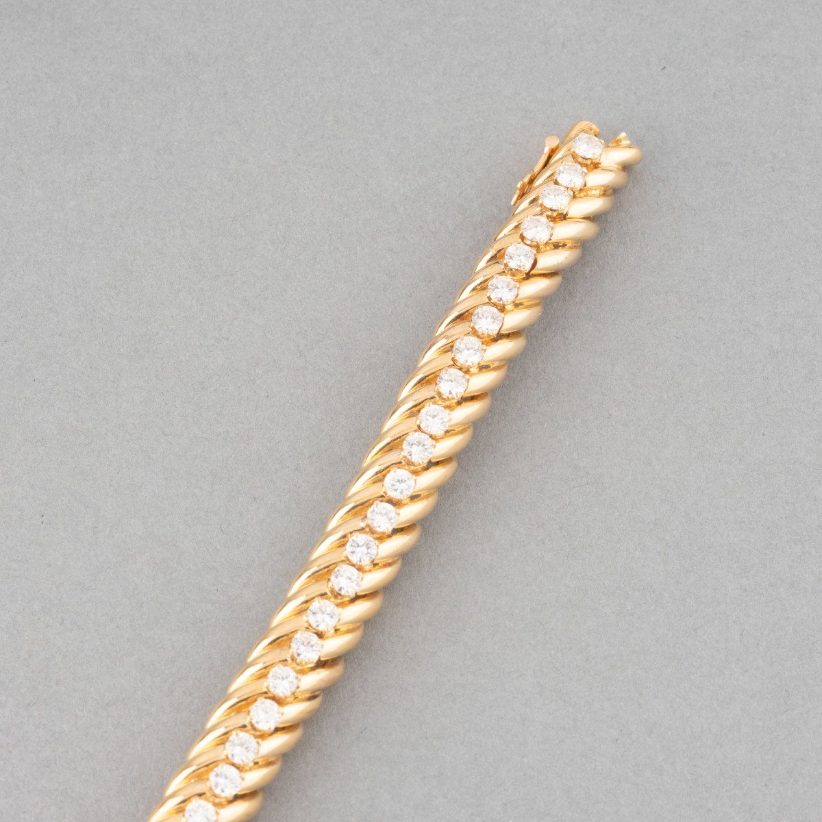 Mauboussin Vintage Bracelet In Gold And Diamonds-photo-1