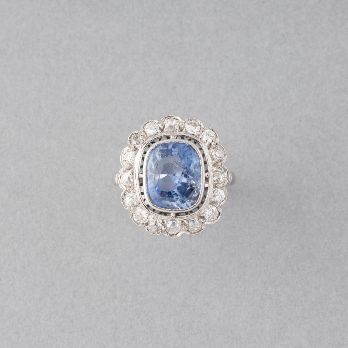 Antique French Art Deco Platinum Diamond And 4 Carat Sapphire Ring-photo-2