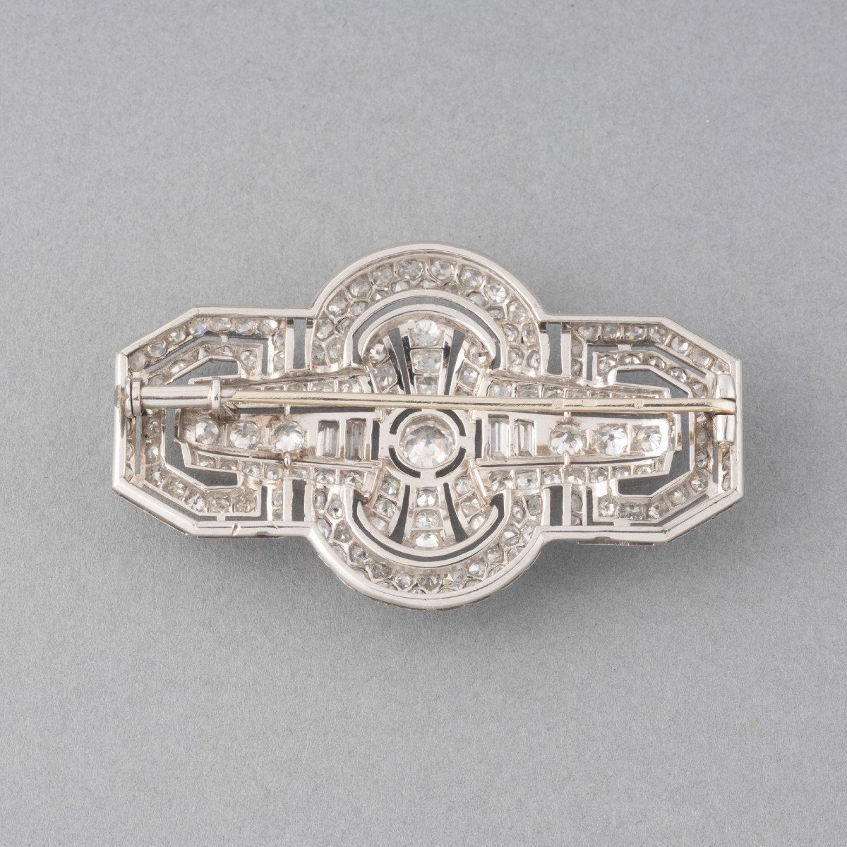 Antique French Art Deco Brooch In Platinum And 4.50 Carats Of Diamonds-photo-3