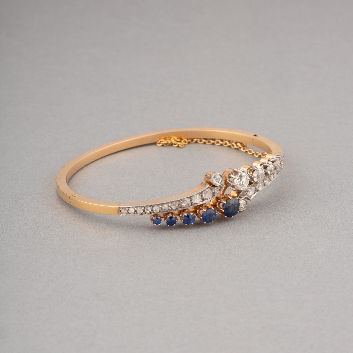 Antique French Bracelet In Gold, Diamonds And Sapphires-photo-4