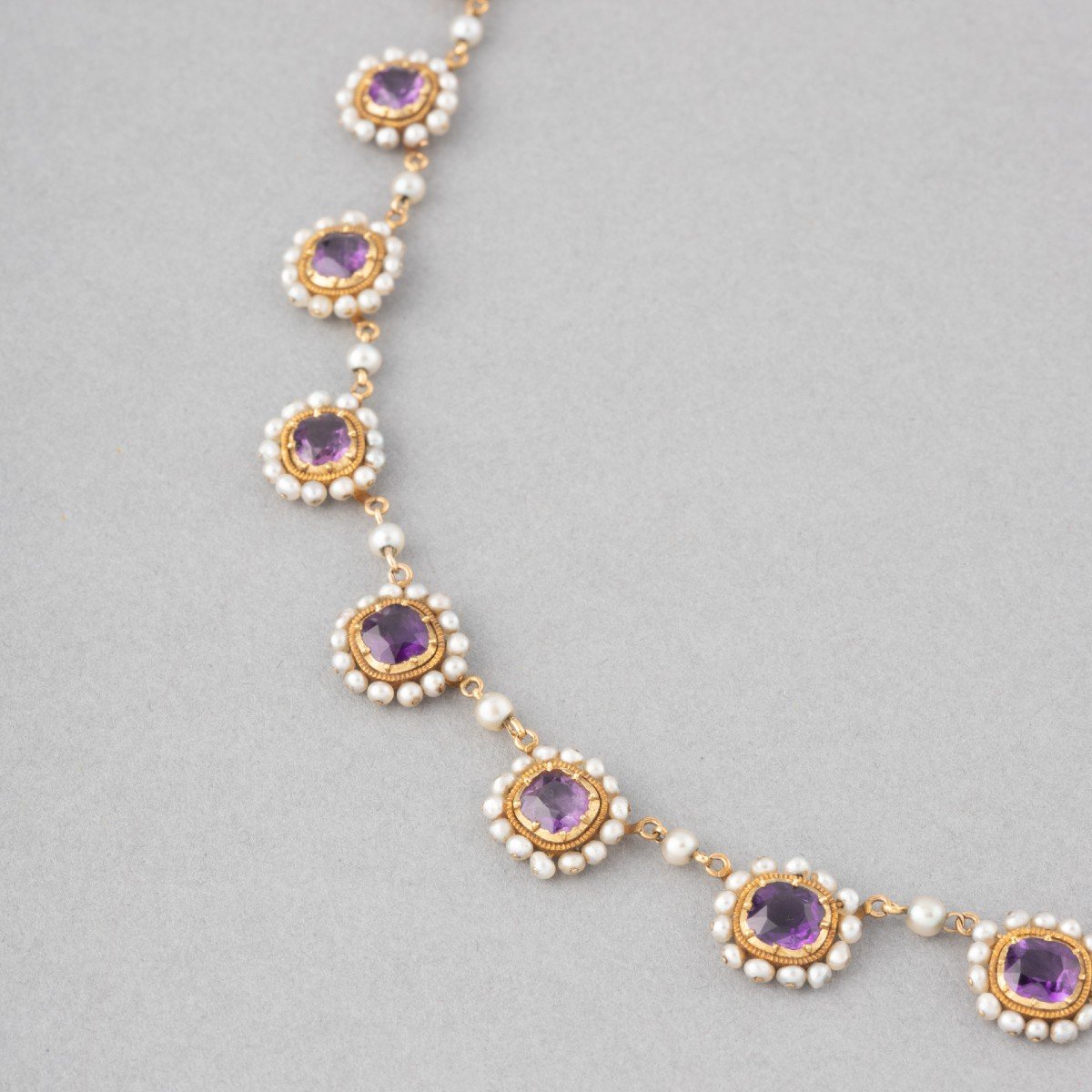 Antique 19th Century French Necklace In Gold, Amethysts And Pearls-photo-2