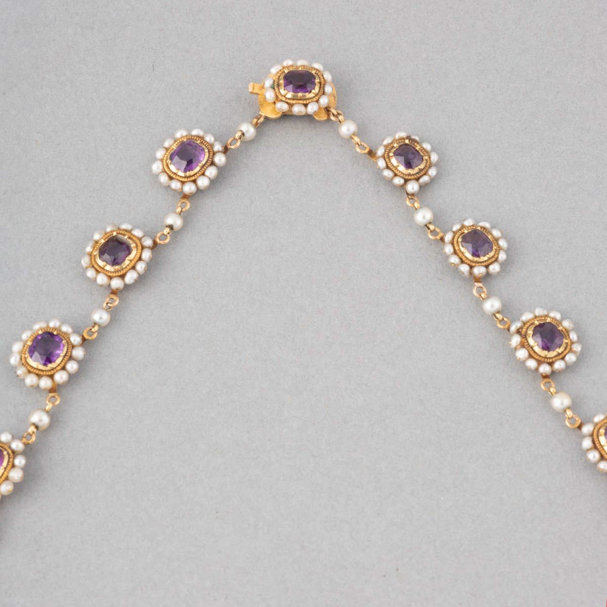 Antique 19th Century French Necklace In Gold, Amethysts And Pearls-photo-4