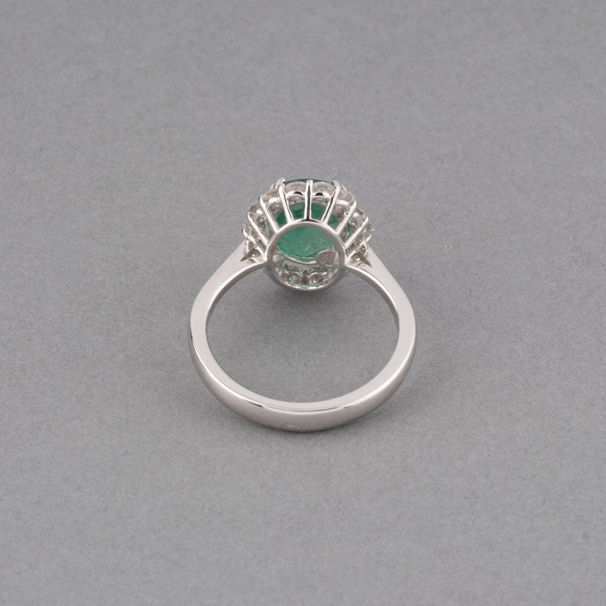 Certified Vintage French Emerald Ring 2.08 Carats-photo-3