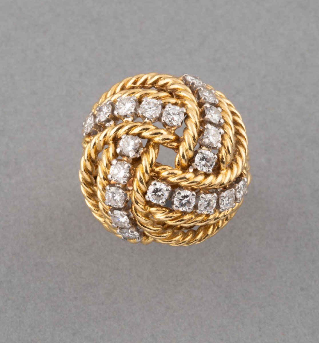 Boucheron Bague Vintage En Or Et 2 Carats De Diamants