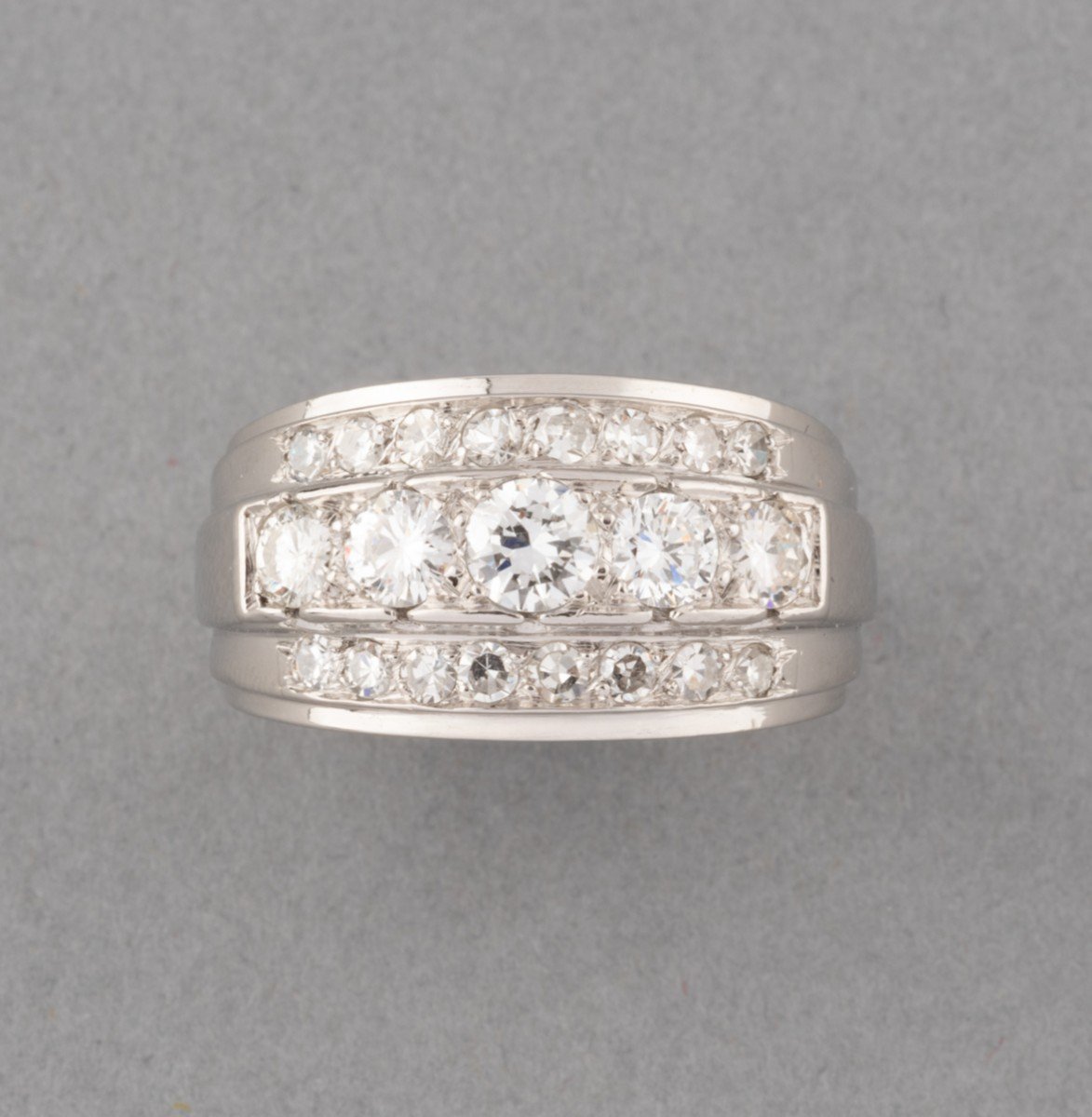 French Art Deco Ring In Platinum And Diamonds