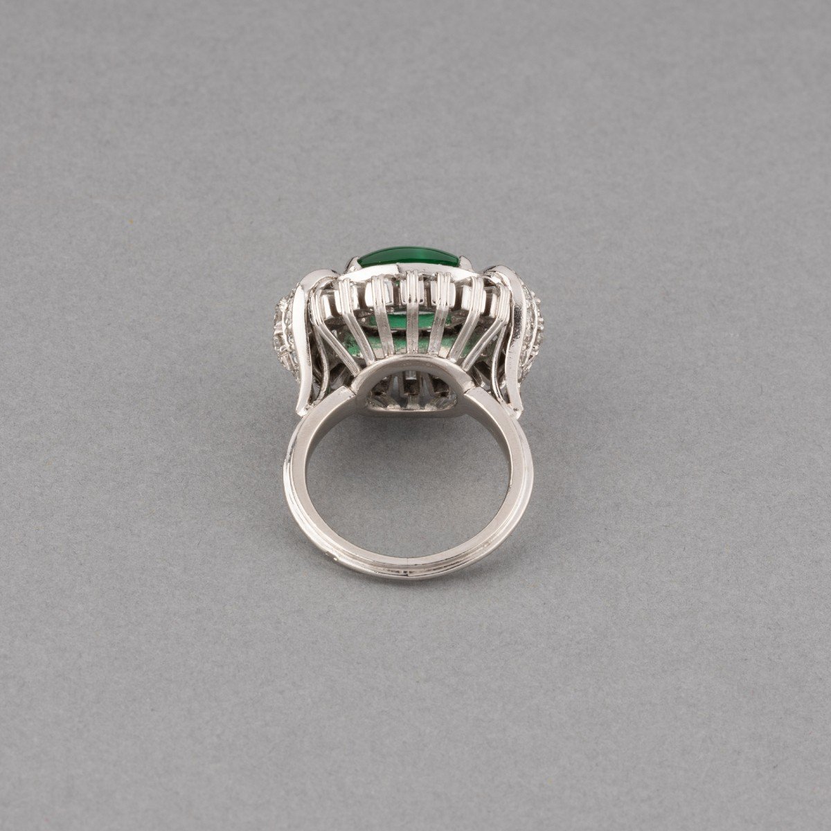 Vintage French Ring In Platinum Diamonds And Emerald-photo-1