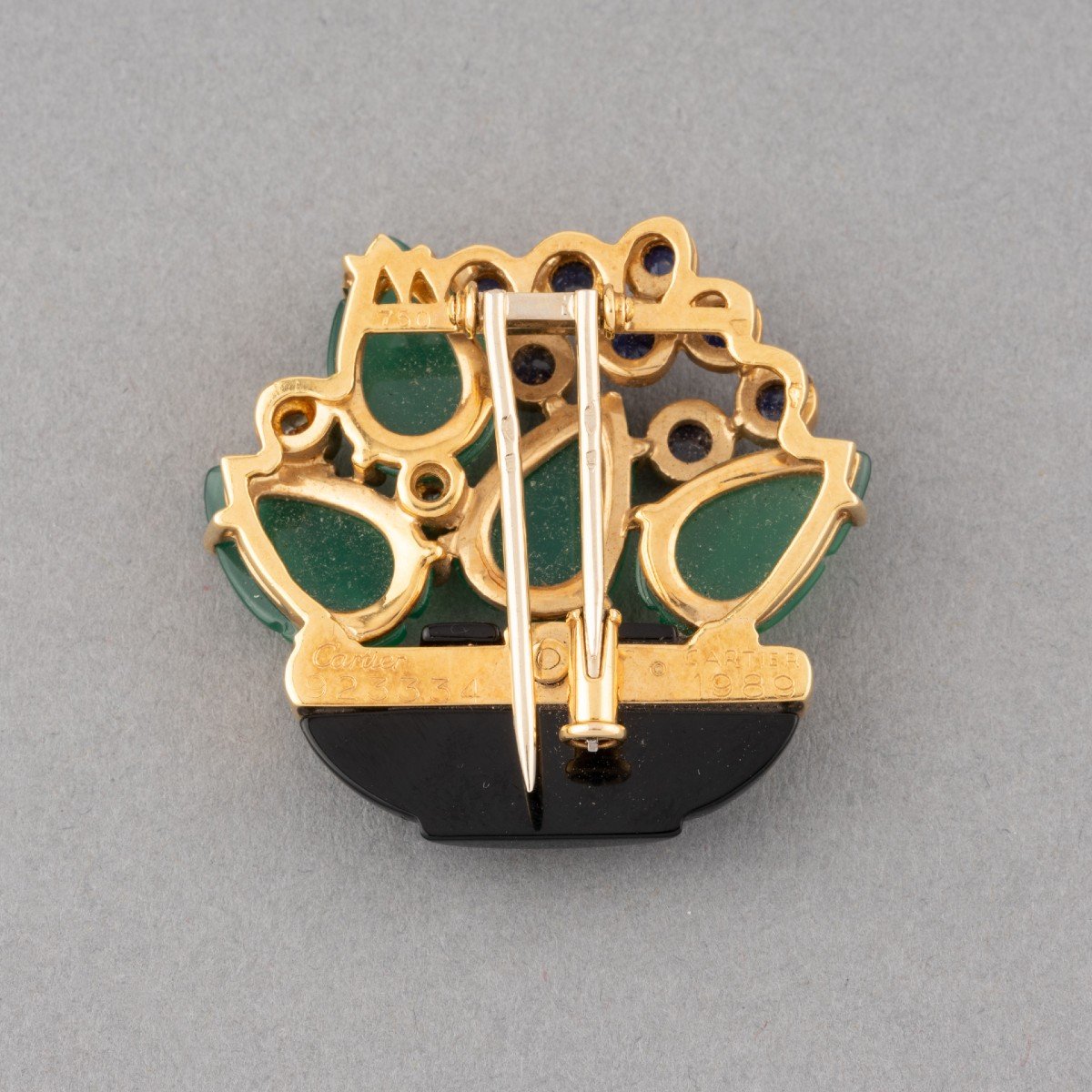 Cartier Vintage Gold Brooch Sapphires Onyx And Chrysoprase-photo-4