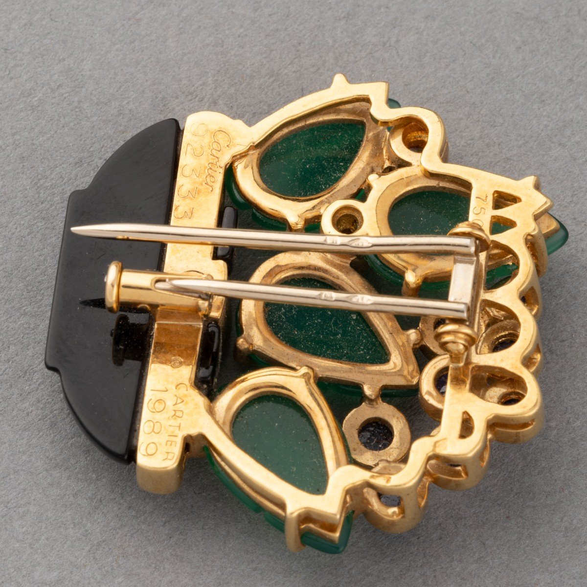 Cartier Vintage Gold Brooch Sapphires Onyx And Chrysoprase-photo-1