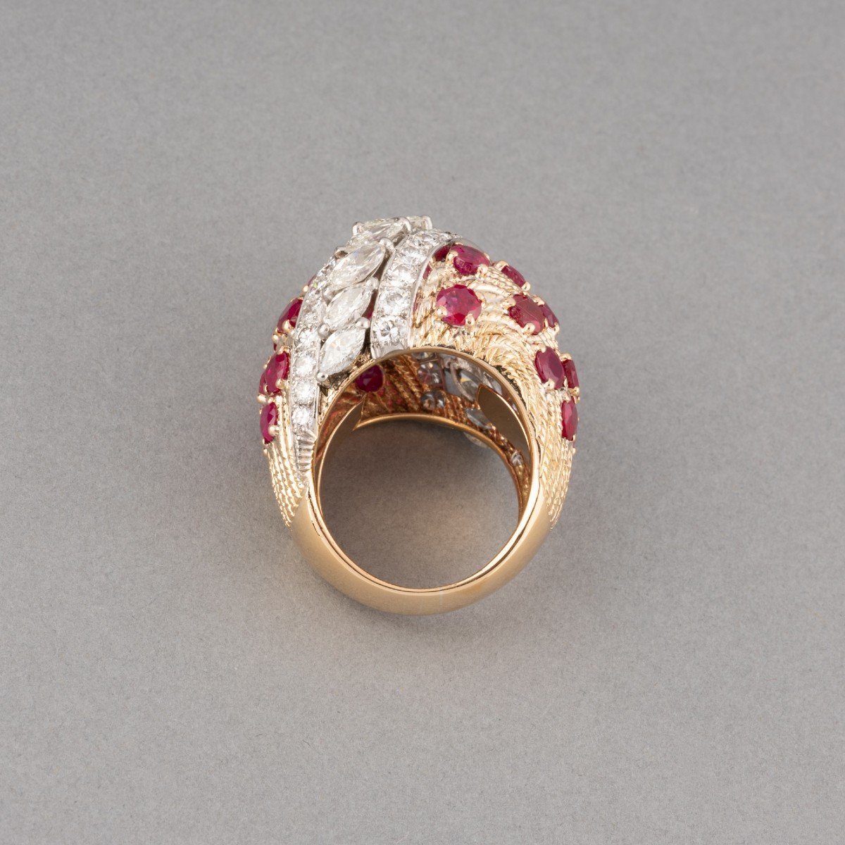 Vintage French Ring In 4.50 Carat Gold With Diamonds And Rubies-photo-4