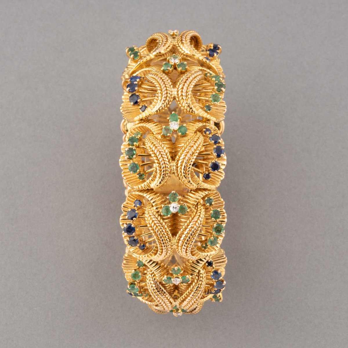 Important Vintage French Bracelet In Gold And Precious Stones-photo-4