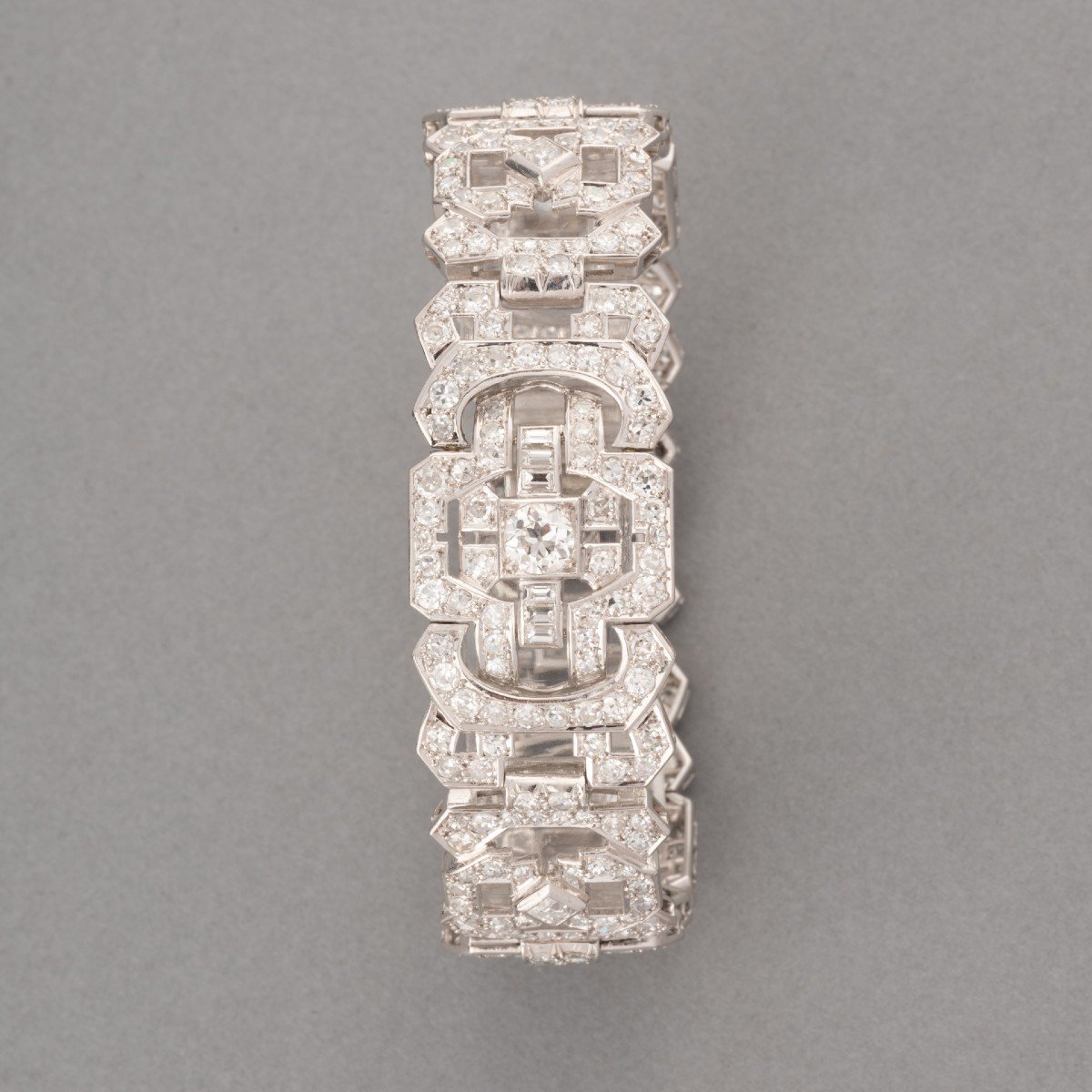 Antique French Art Deco Bracelet In Platinum And Diamonds-photo-3