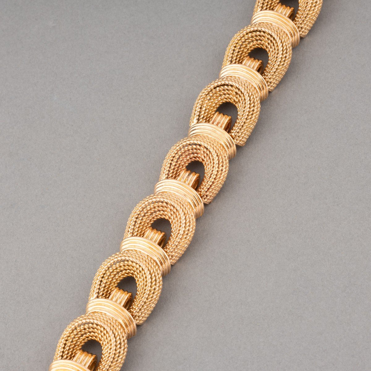 French Retro Gold Bracelet -photo-4