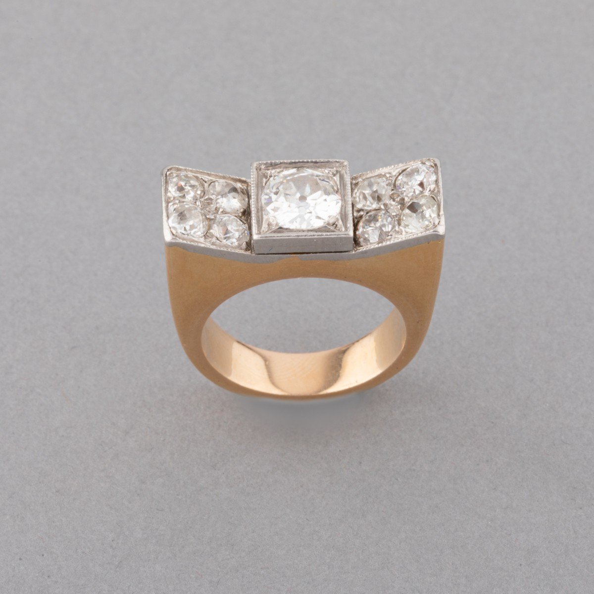 Gold And Diamond Tank Ring-photo-3