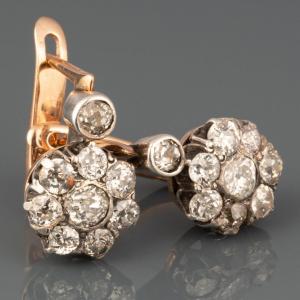 Paire De Boucles d'Oreilles Anciennes En Or Et 1 Carat De Diamant