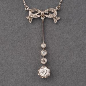 Old Belle Epoque Necklace In Platinum Gold And 1 Carat Of Diamond