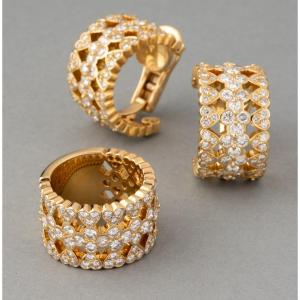 Vintage French Ring And Earrings In Gold And Diamonds