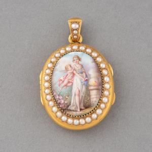 Pendentif Médaillon Ancien Français En Or Et Peinture Emaillée