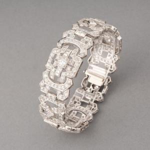 Antique French Art Deco Bracelet In Platinum And Diamonds