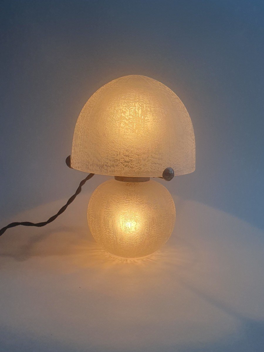 Daum Nancy France - Lampe Boule D’époque Art Déco En Verre Blanc à Surface Givrée-photo-4