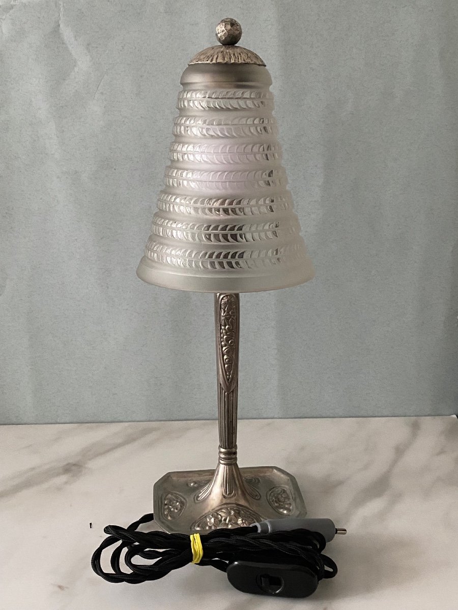 R. Lalique Table Lamp Model “cytise” With Nickel-plated Bronze Base-photo-2