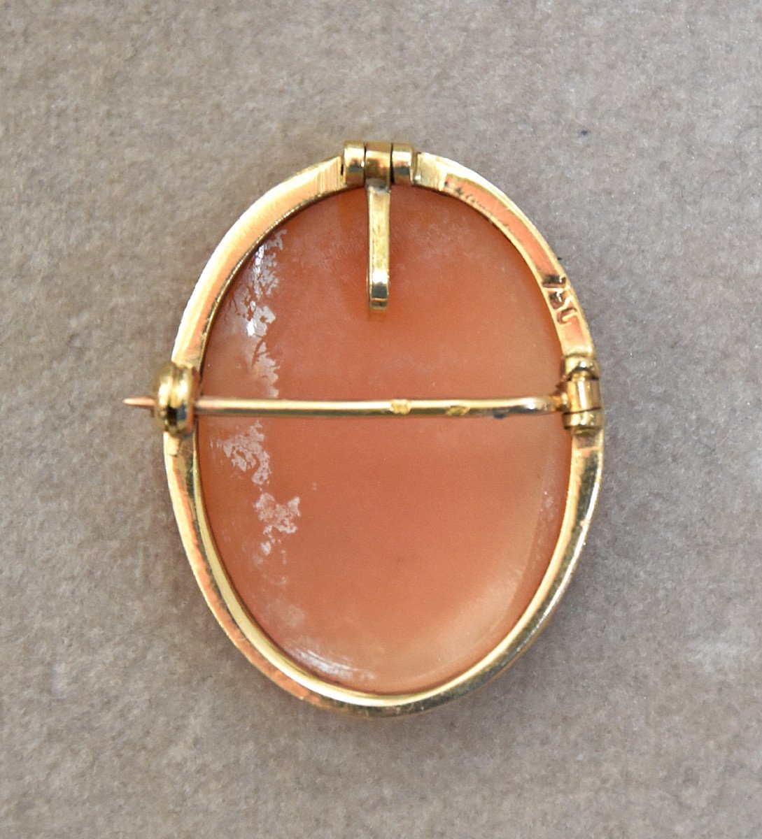 18k Gold Cameo-photo-2