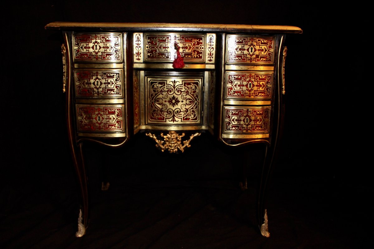 Rare Petit bureau  en marqueterie Boulle Epoque Louis XIV début XVIIIème  en placage d'écaille rouge et laiton (L85 cm / H 82 cm)-photo-1