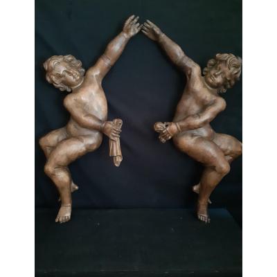 Paire d'Anges En Bois Sculpté XVIIème ( L 102 Cm)