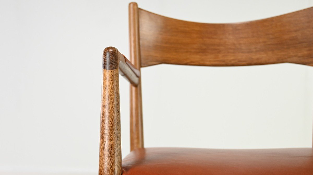 Hans J. Wegner, Town Hall Chair. Oak And Leather, Denmark, Circa 1940-photo-7