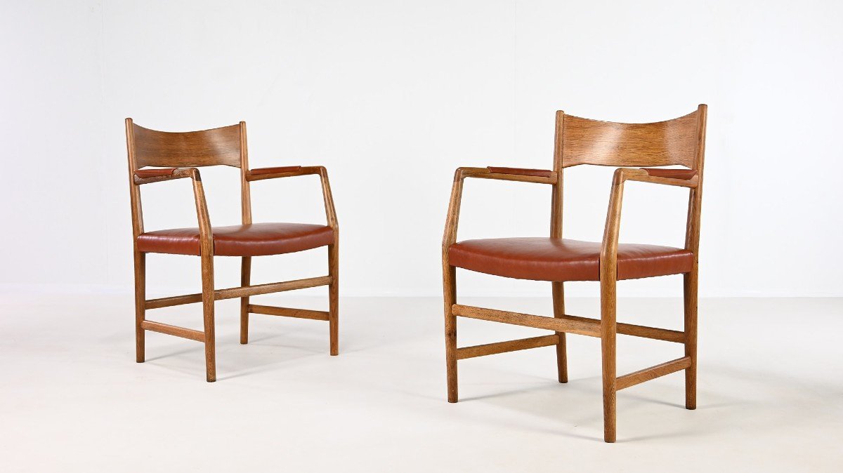 Hans J. Wegner, Town Hall Chair. Oak And Leather, Denmark, Circa 1940