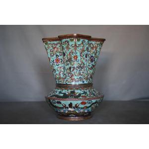 Chinese Bronze Vase With Cloisonné Enamels - China, 19th Century