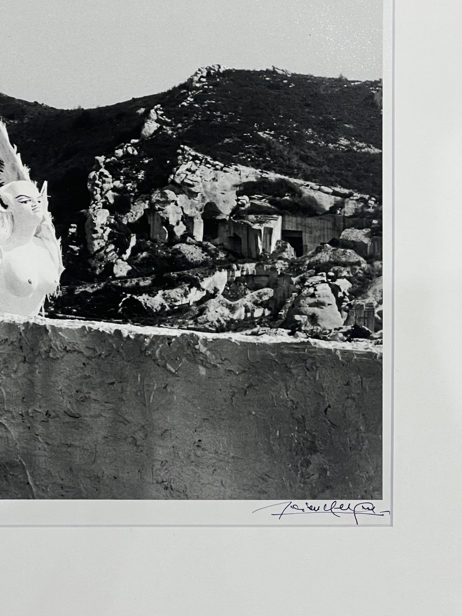 Lucien Clergue - Jean Cocteau And The Sphinx - Les Baux De Provence - 1959-photo-3