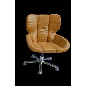 Italian Design Armchair On Swivel Base 70