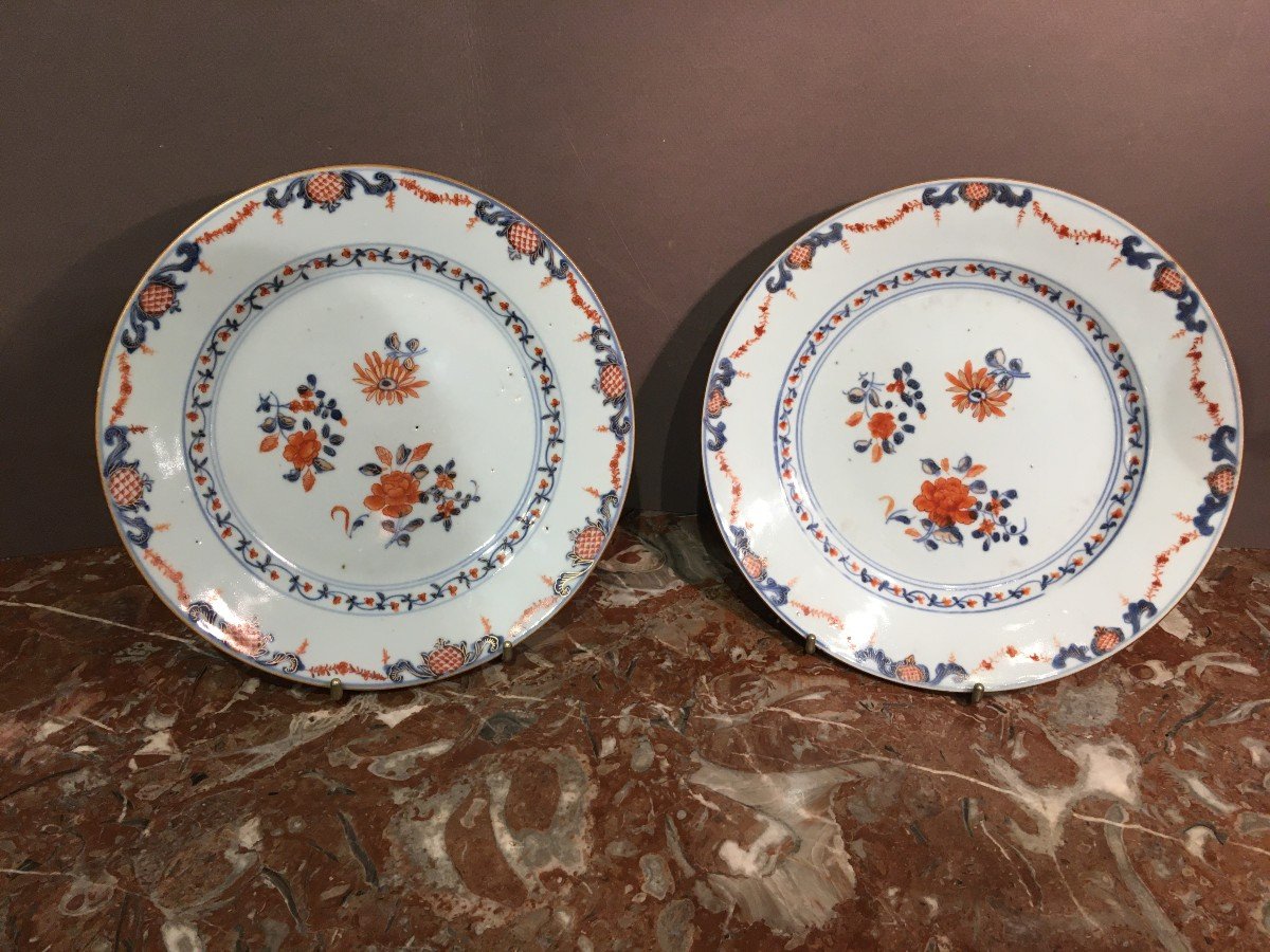 Pair Of Chinese Porcelain Plates 18th Century