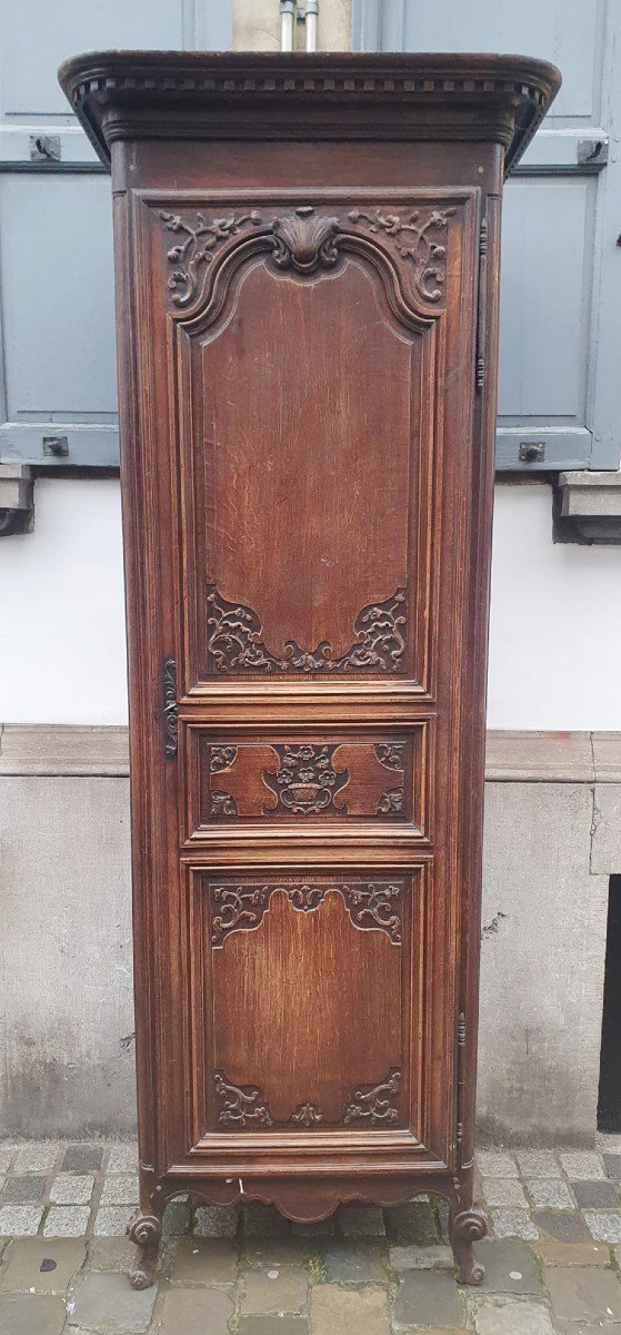 Bonnetière In Carved And Molded Oak, 19th