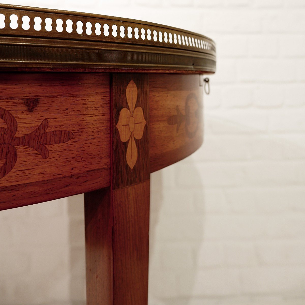 Louis XVI Style Pedestal Table In Marquetry And Marble -photo-2