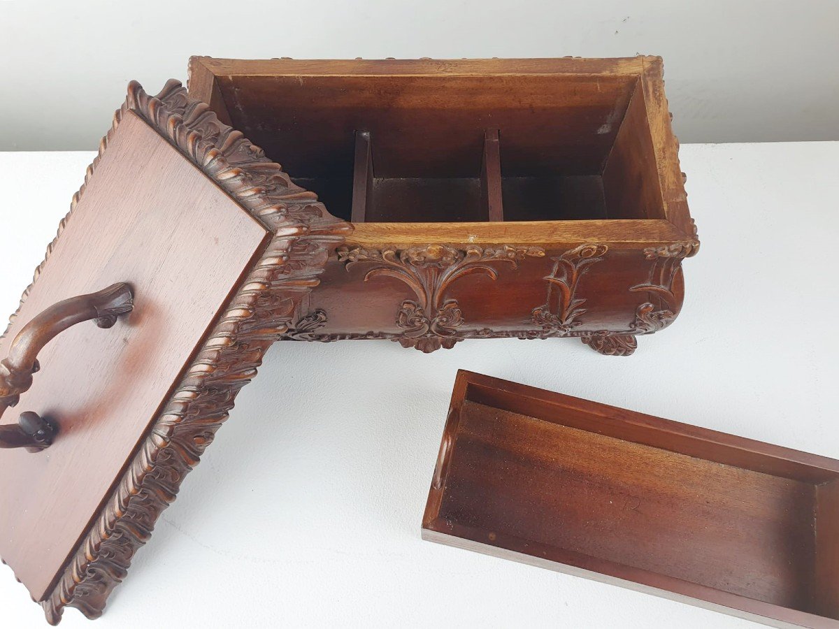 Finely Carved Wooden Box-photo-2