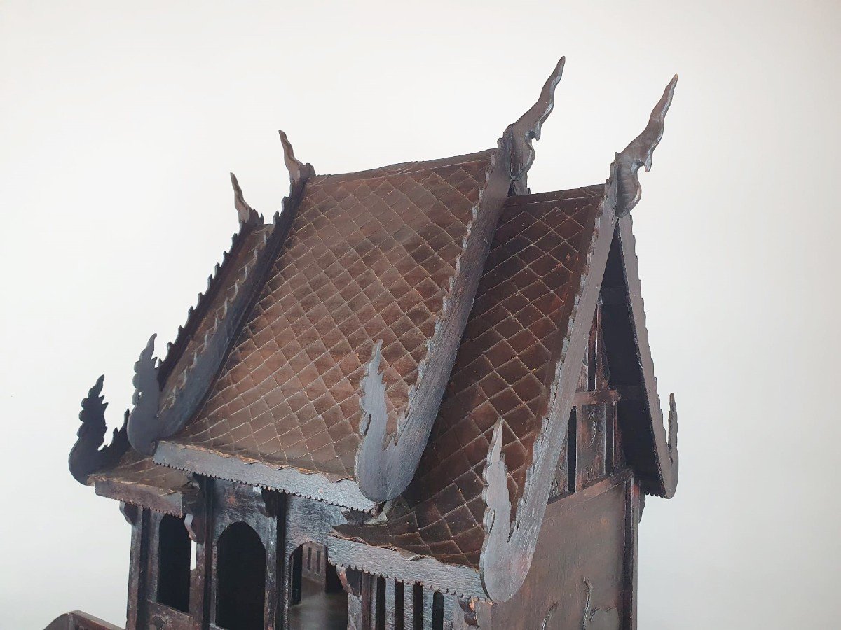 House Of Spirits, Miniature Temple In Carved Wood, Thailand 20th-photo-5