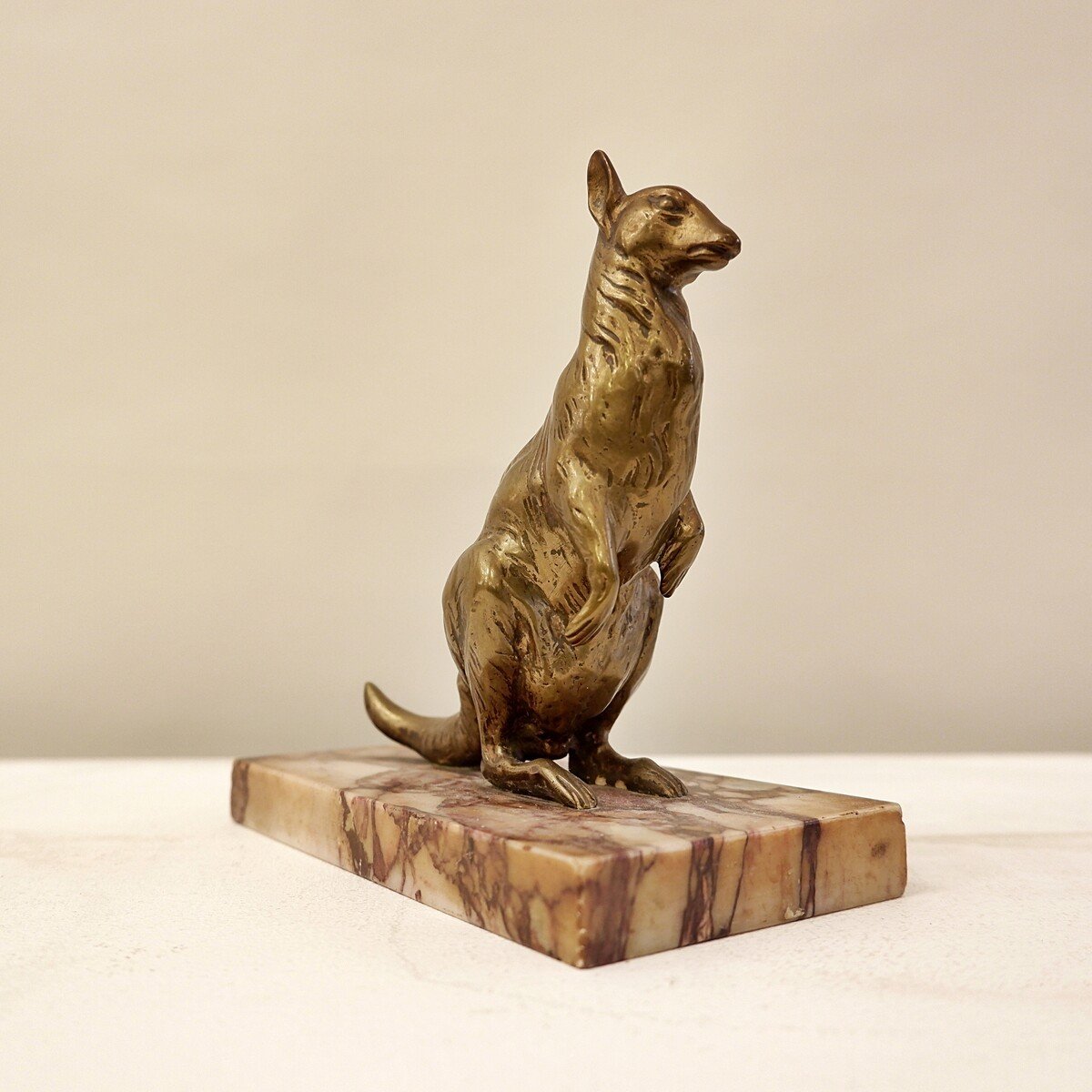 Bronze Kangaroo-photo-6