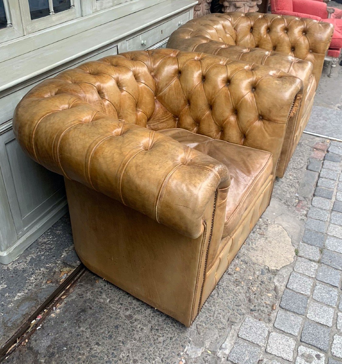 Paire De Fauteuil Chesterfield-photo-3