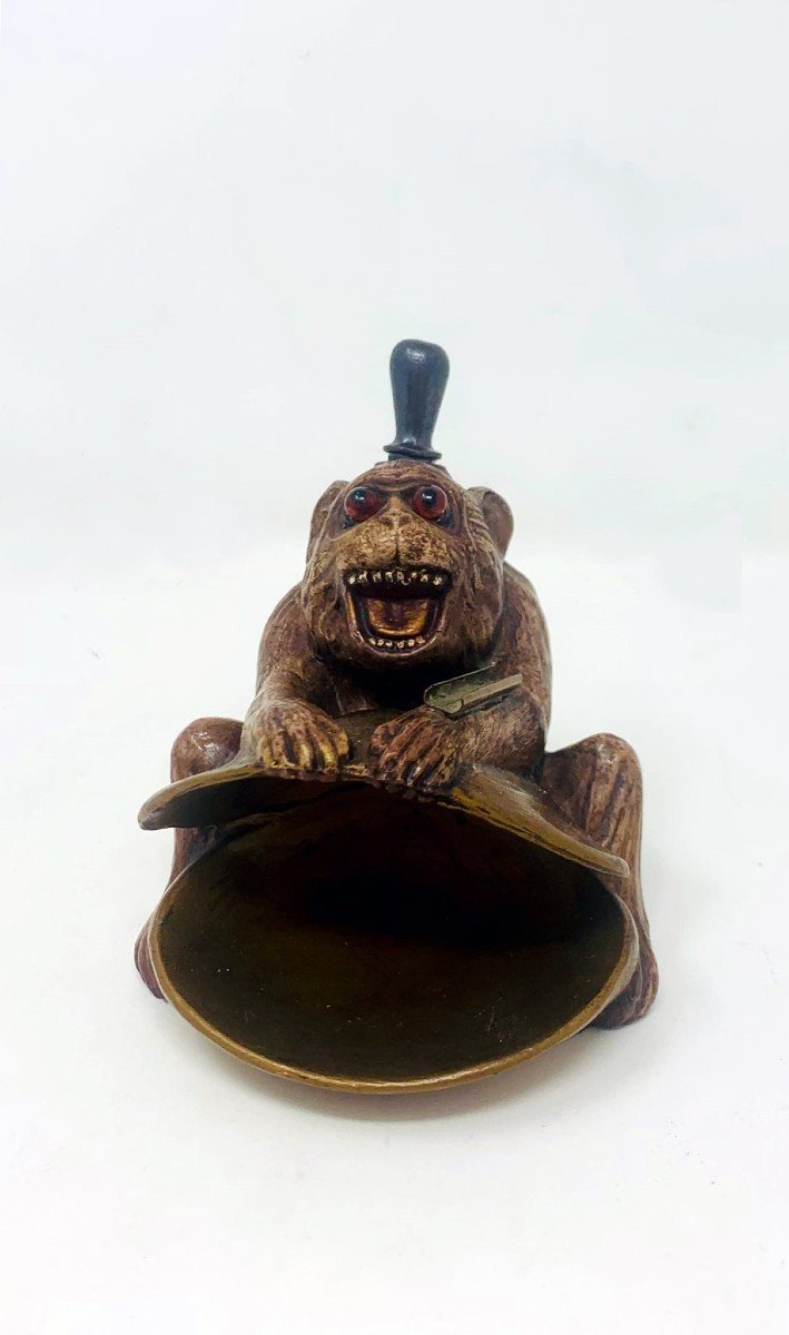 Bronze Monkey Lighter