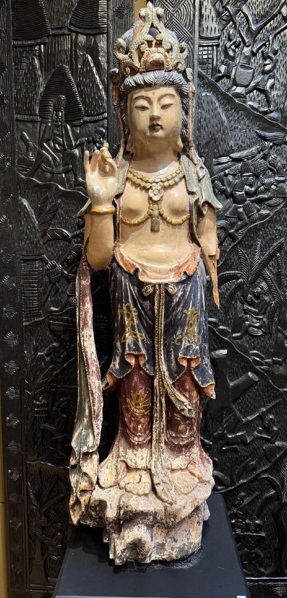 Guan Yin En Bois Sculpté-photo-1