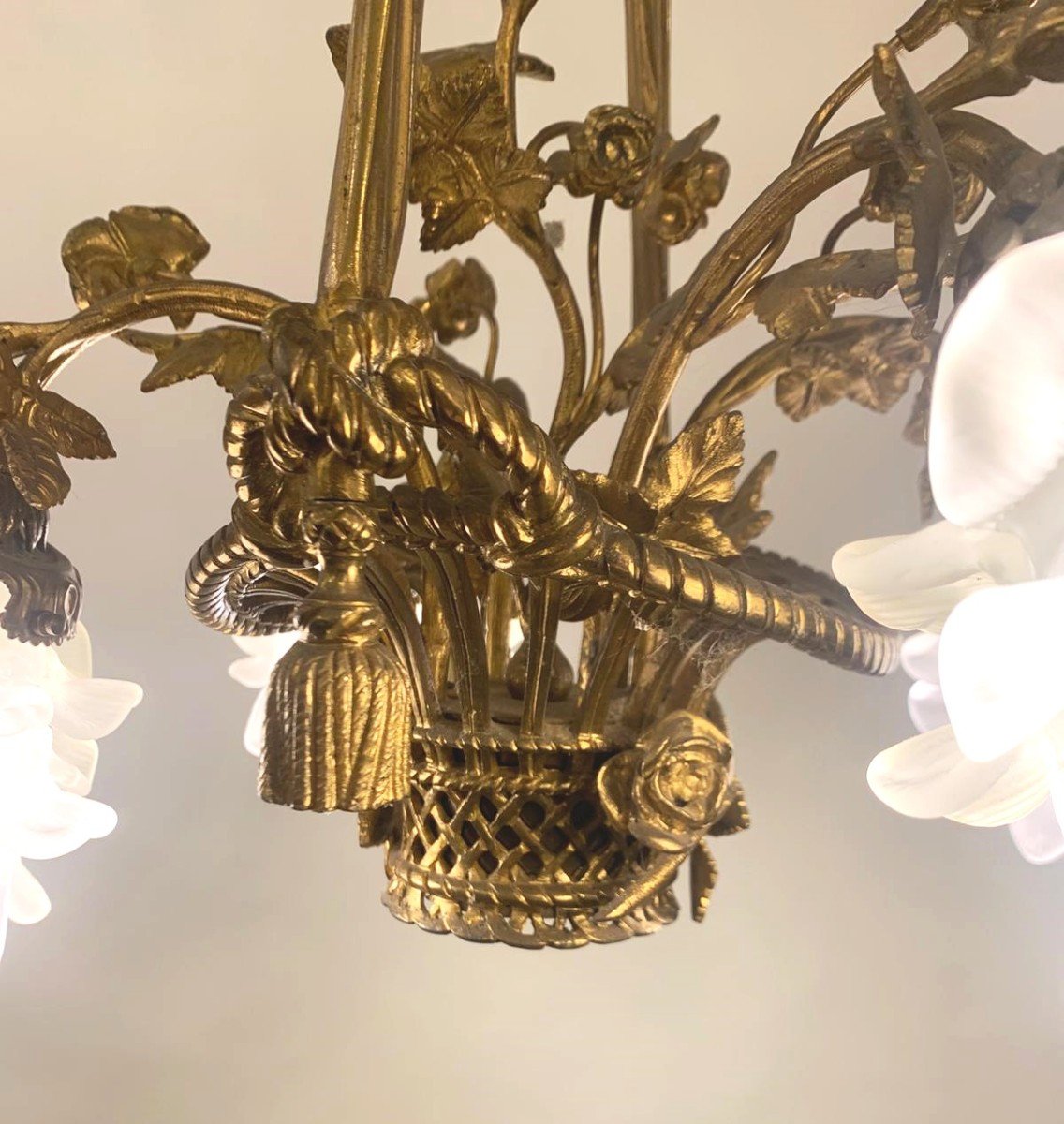 Louis XVI Style Gilt Bronze Basket Chandelier-photo-5