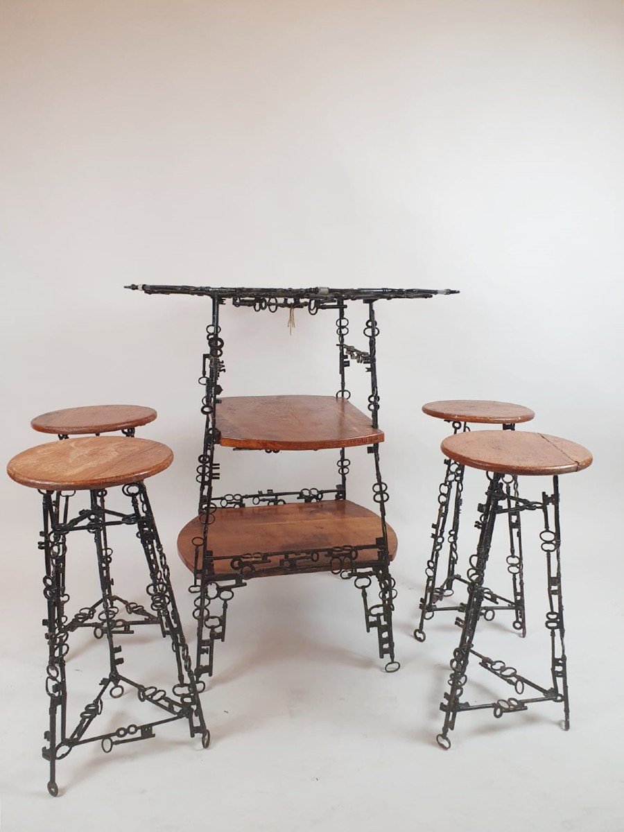 Side Table And Its 4 Stools, Set Formed By Keys Welded Together