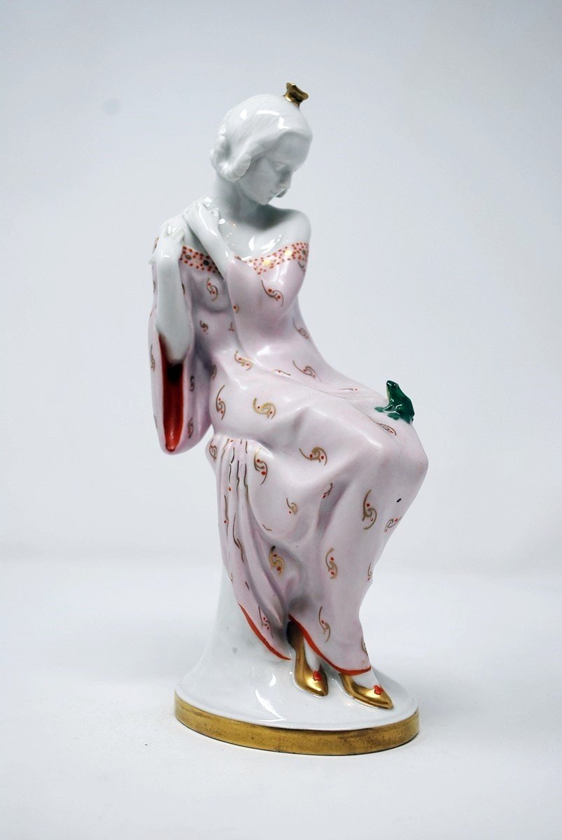 La Princesse Et La Grenouille - Porcelaine De Taubenbach  (thuringe)-photo-2