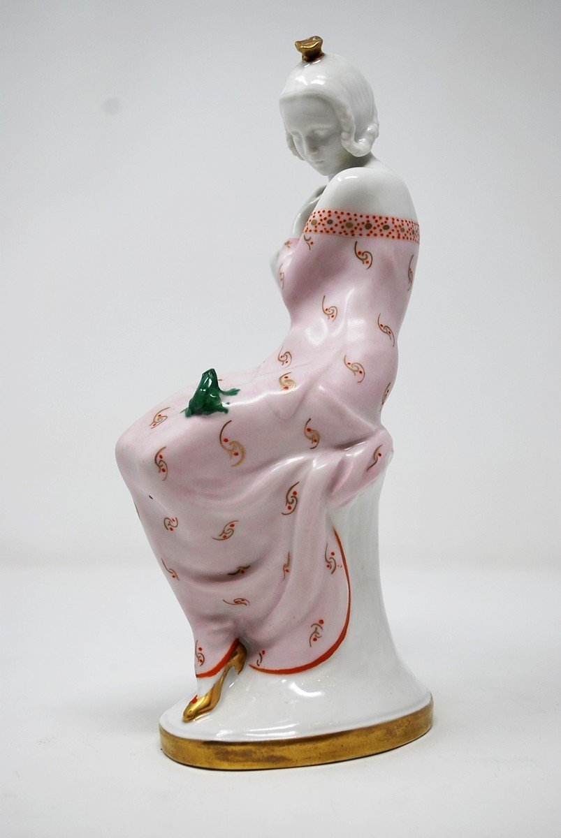 La Princesse Et La Grenouille - Porcelaine De Taubenbach  (thuringe)