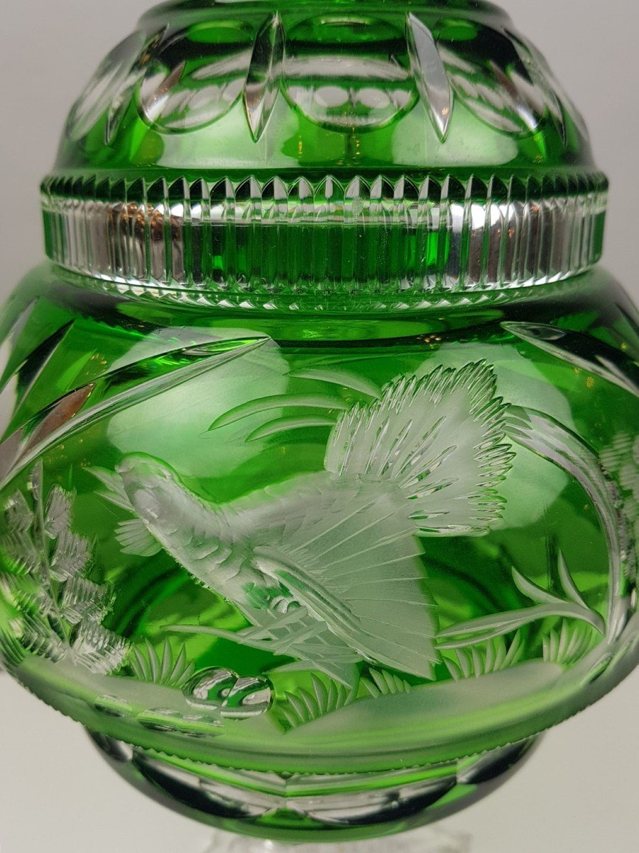 Vase Couvert En Cristal Taillé Doublé Vert-photo-1